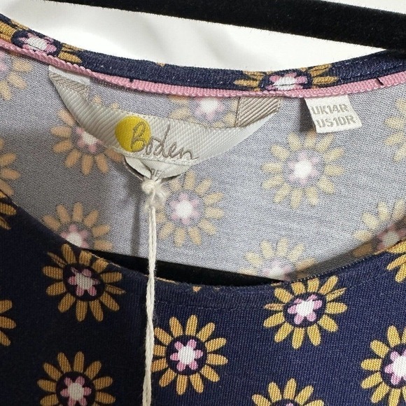 NWT Boden Flutter Sleeve French Navy Daisy Stamp Jersey Dress Womens Size 10 - Picture 4 of 6